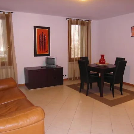 Apartament Ali *
